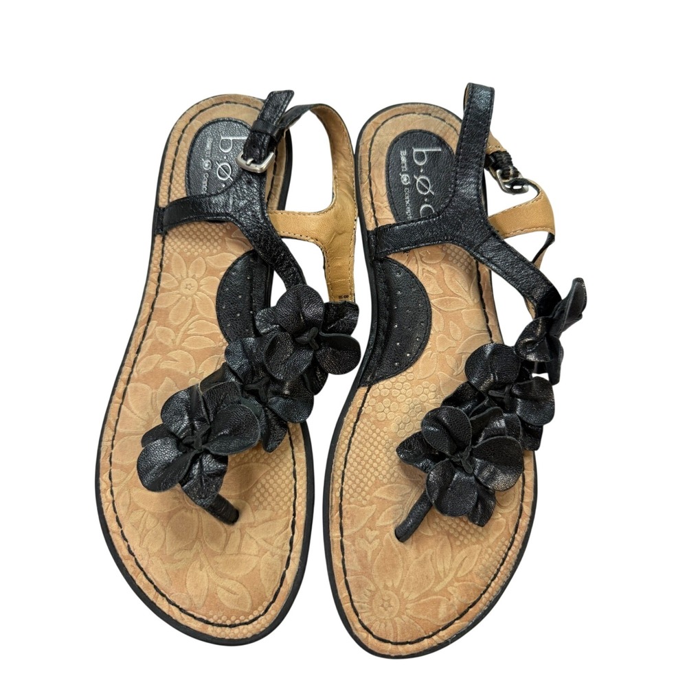 b.o.c. Sandals Womens 8 Black Excellent Floral Applique T-Strap Slingback Flat